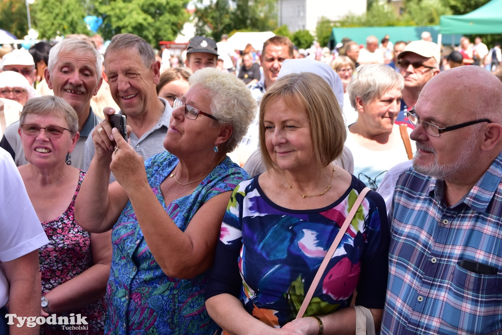 #JestemzBorów: pochód i dzień folkloru