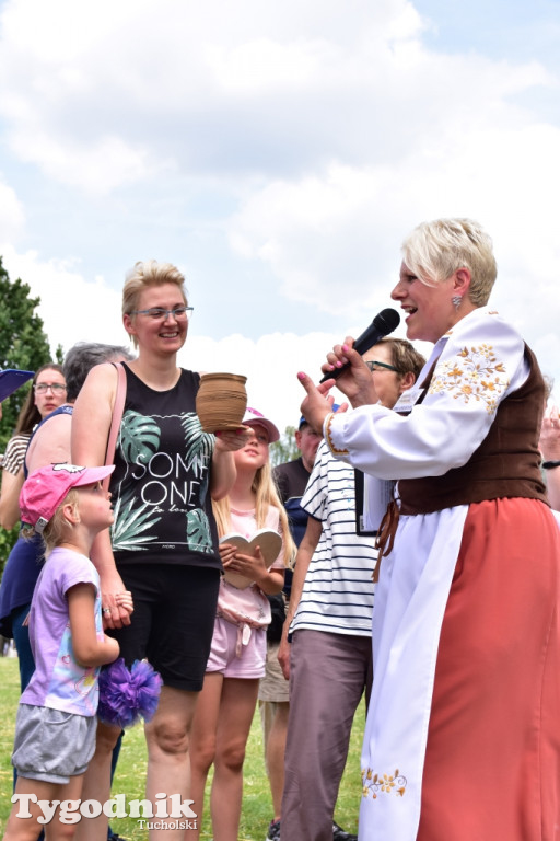 #JestemzBorów: pochód i dzień folkloru