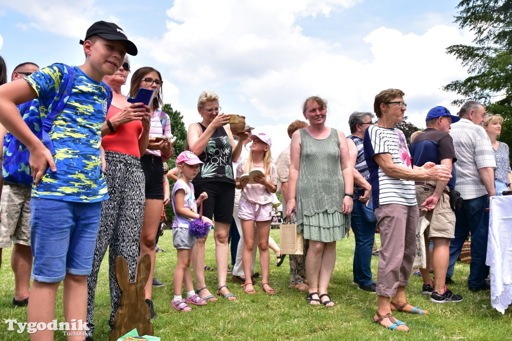 #JestemzBorów: pochód i dzień folkloru