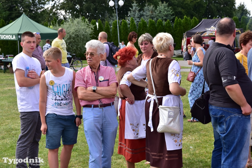 #JestemzBorów: pochód i dzień folkloru