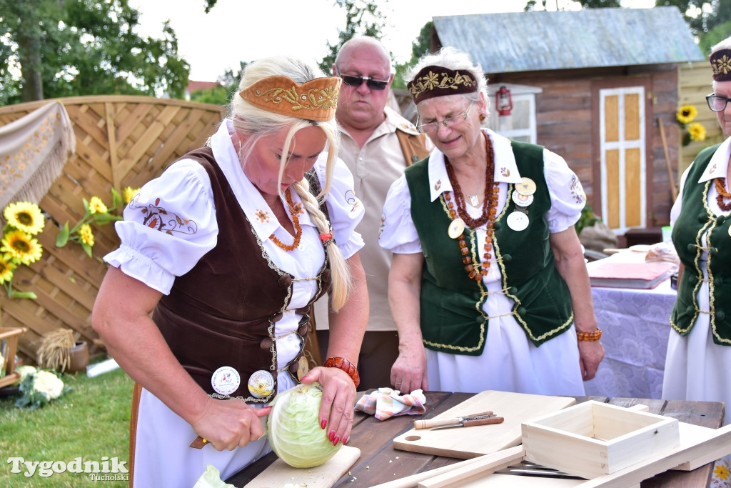 #JestemzBorów: pochód i dzień folkloru