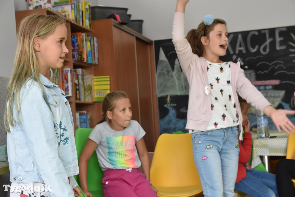 Lubiewo: Lato w teatrze z muralami w tle