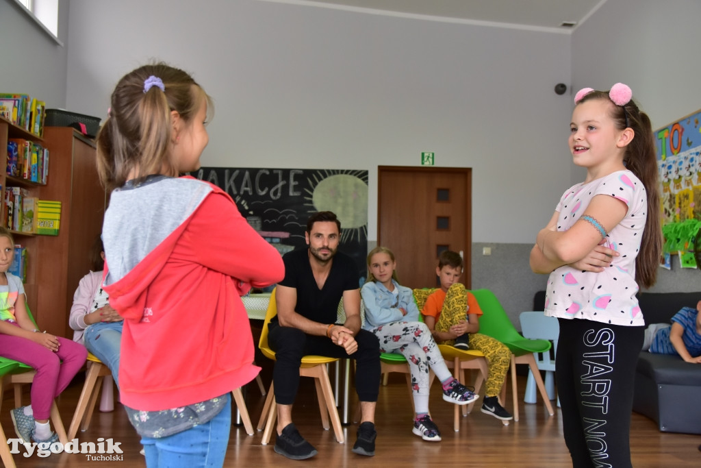 Lubiewo: Lato w teatrze z muralami w tle