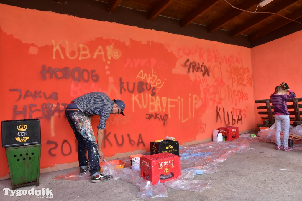 Lubiewo: Lato w teatrze z muralami w tle