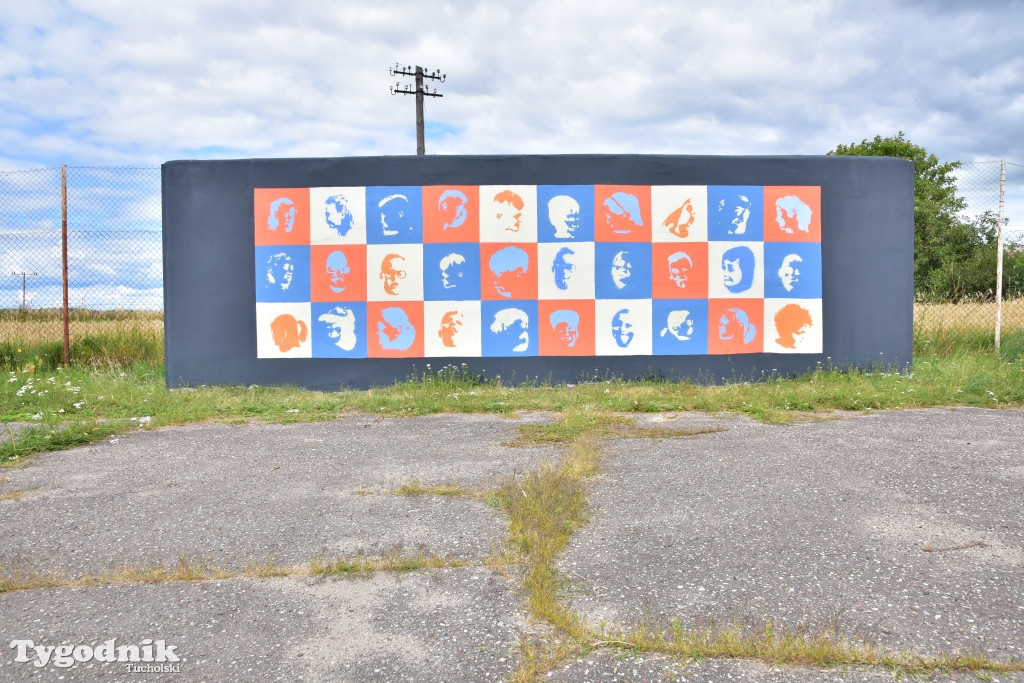 Lubiewo: Lato w teatrze z muralami w tle
