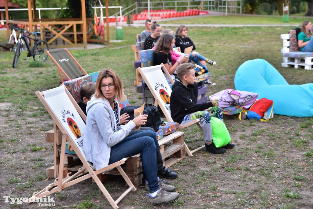 Kęsowo: Kino plenerowe w parku