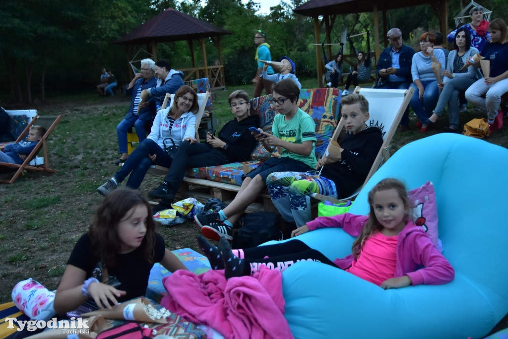 Kęsowo: Kino plenerowe w parku