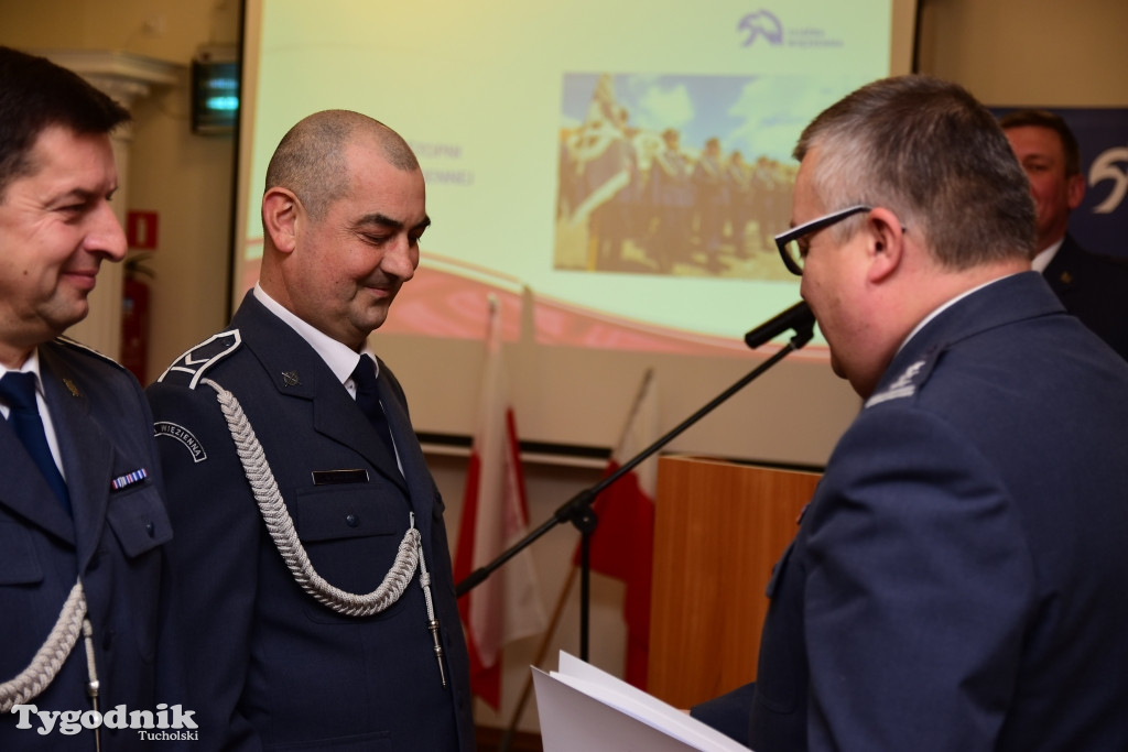 Funkcjonariusze SW odznaczeni