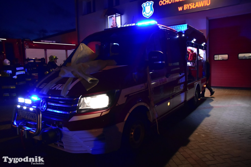 Nowy wóz dla OSP Bysław