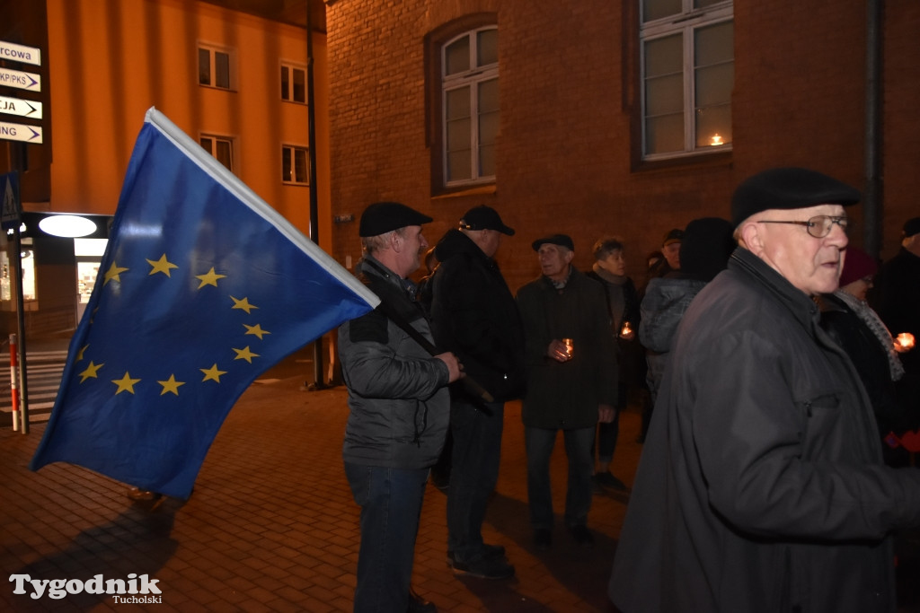 Tuchola: Protest przed sądem rejonowym