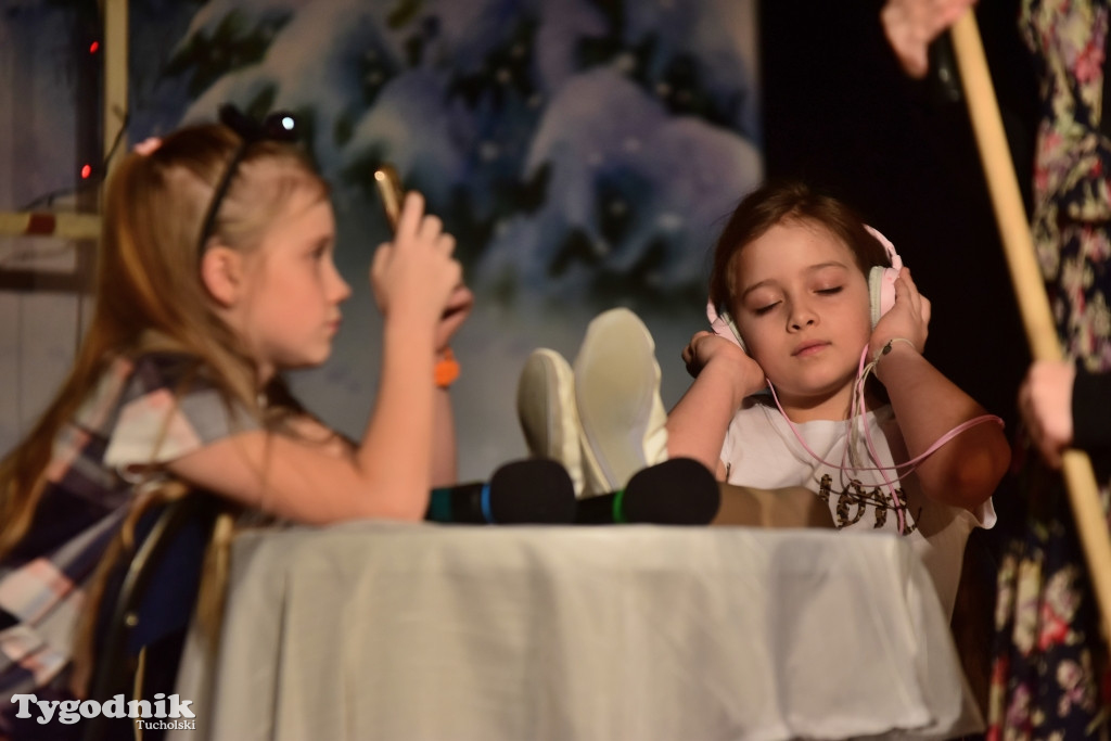 Spektakl grupy teatralnej 