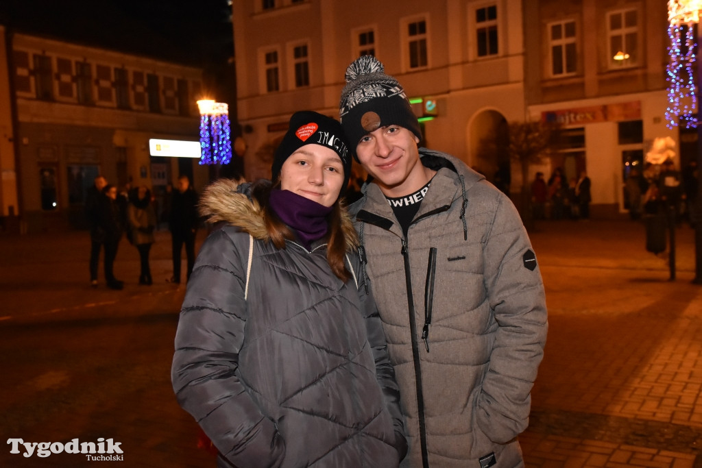 WOŚP Tuchola cz. 2: zbiórka i światełko do nieba