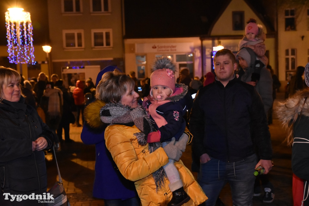 WOŚP Tuchola cz. 2: zbiórka i światełko do nieba