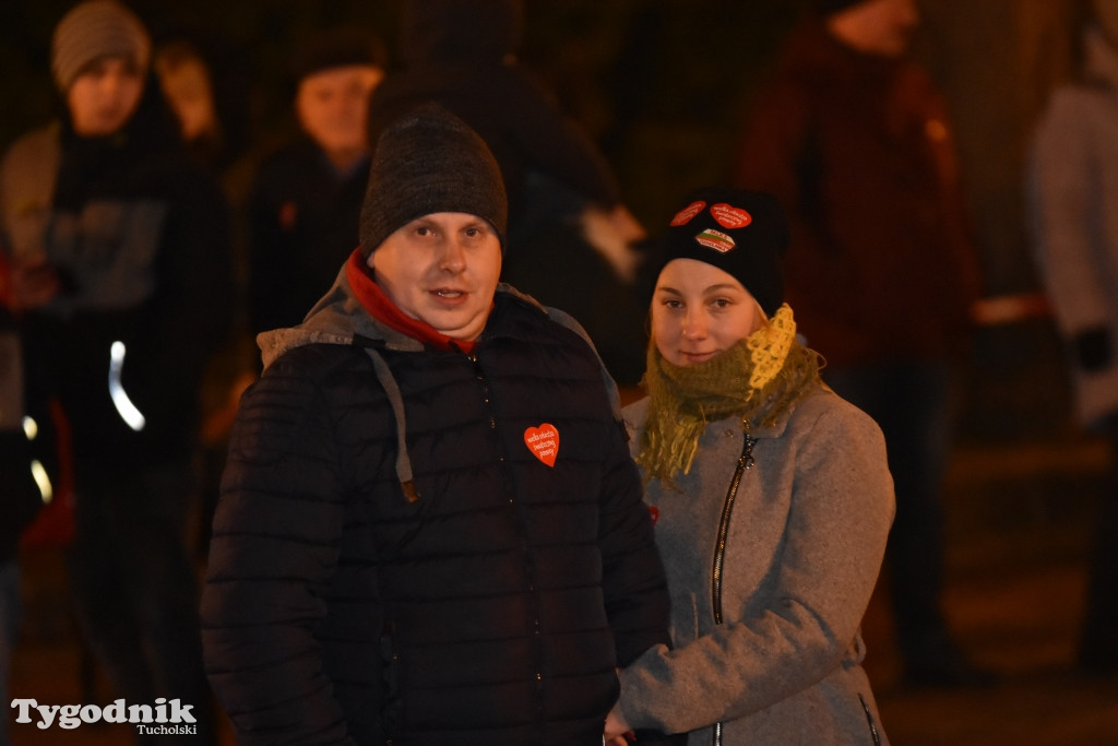 WOŚP Tuchola cz. 2: zbiórka i światełko do nieba