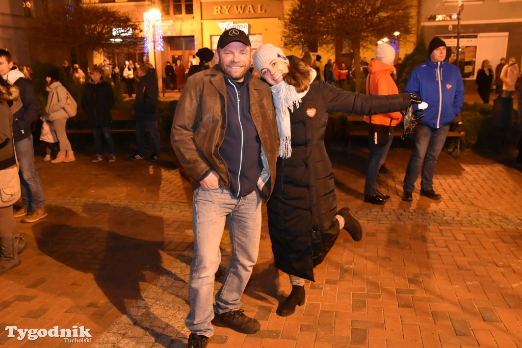 WOŚP Tuchola cz. 2: zbiórka i światełko do nieba
