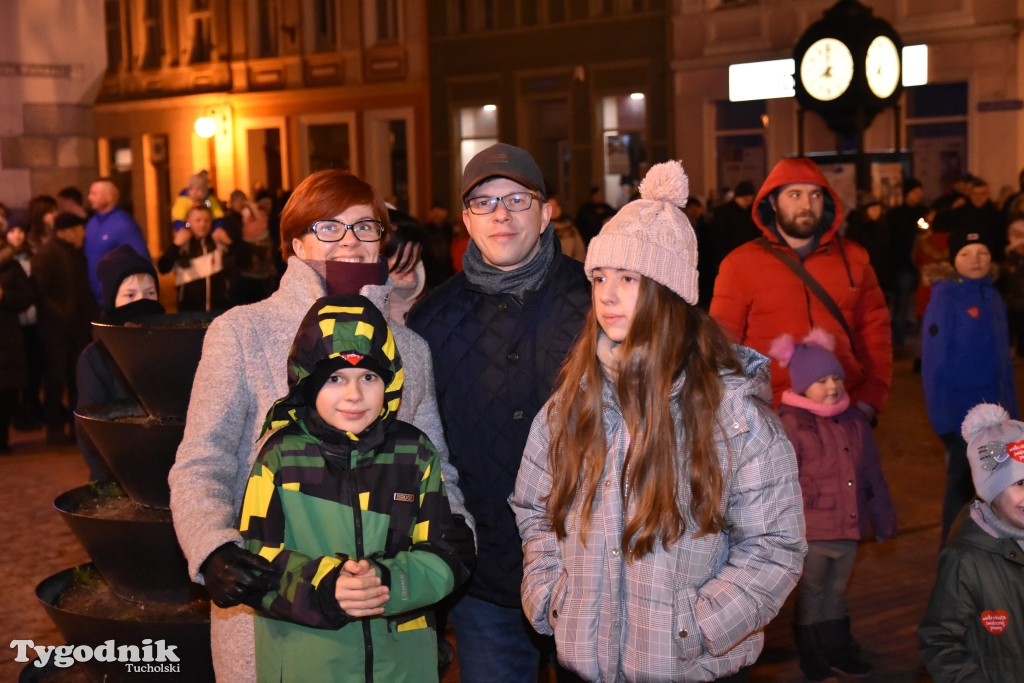 WOŚP Tuchola cz. 2: zbiórka i światełko do nieba