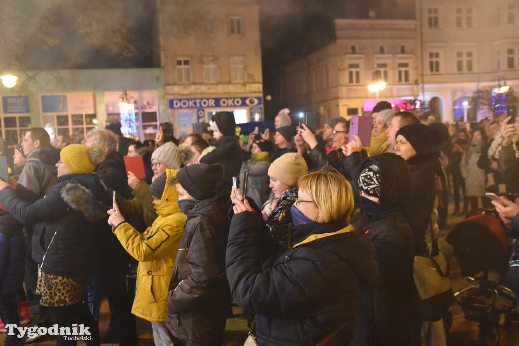 WOŚP Tuchola cz. 2: zbiórka i światełko do nieba