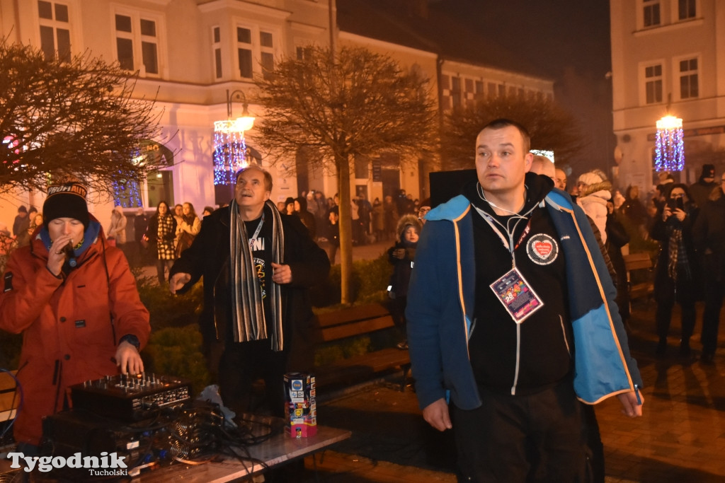 WOŚP Tuchola cz. 2: zbiórka i światełko do nieba