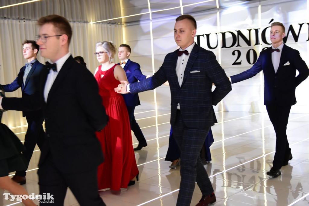 Studniówka TL cz 1