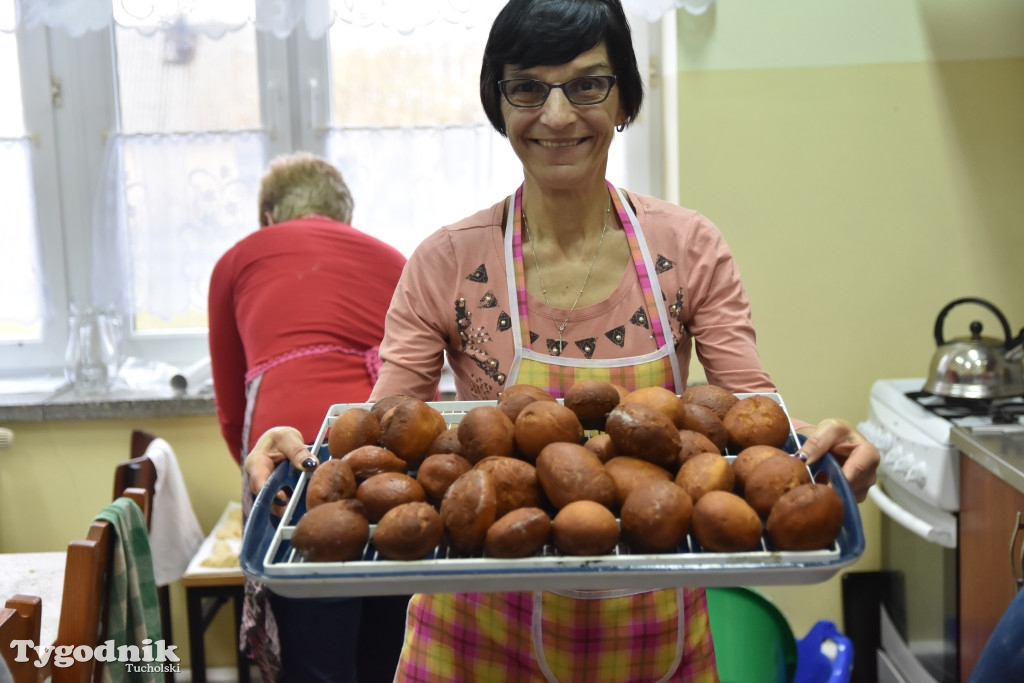 Drożdzienica: Wielkie smażenie pączków