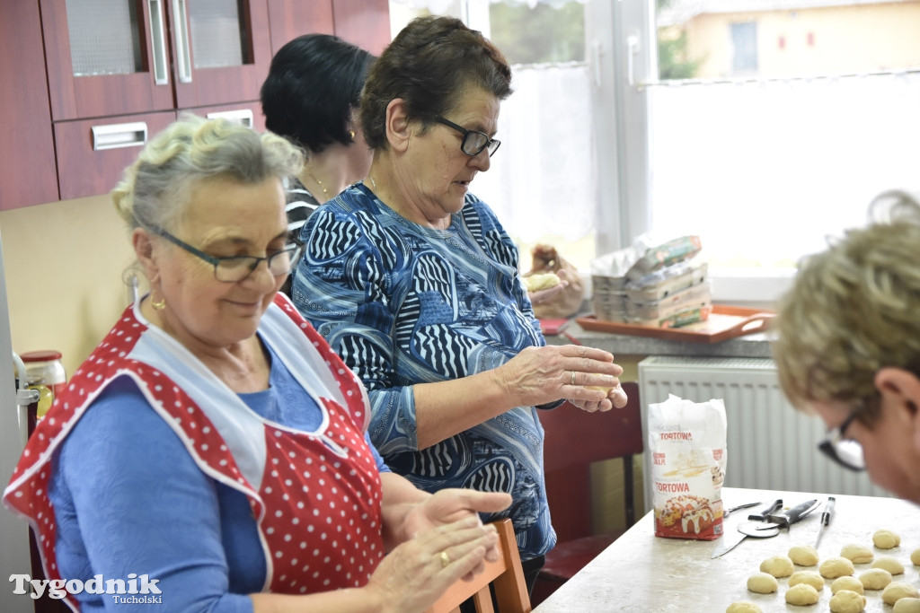 Drożdzienica: Wielkie smażenie pączków
