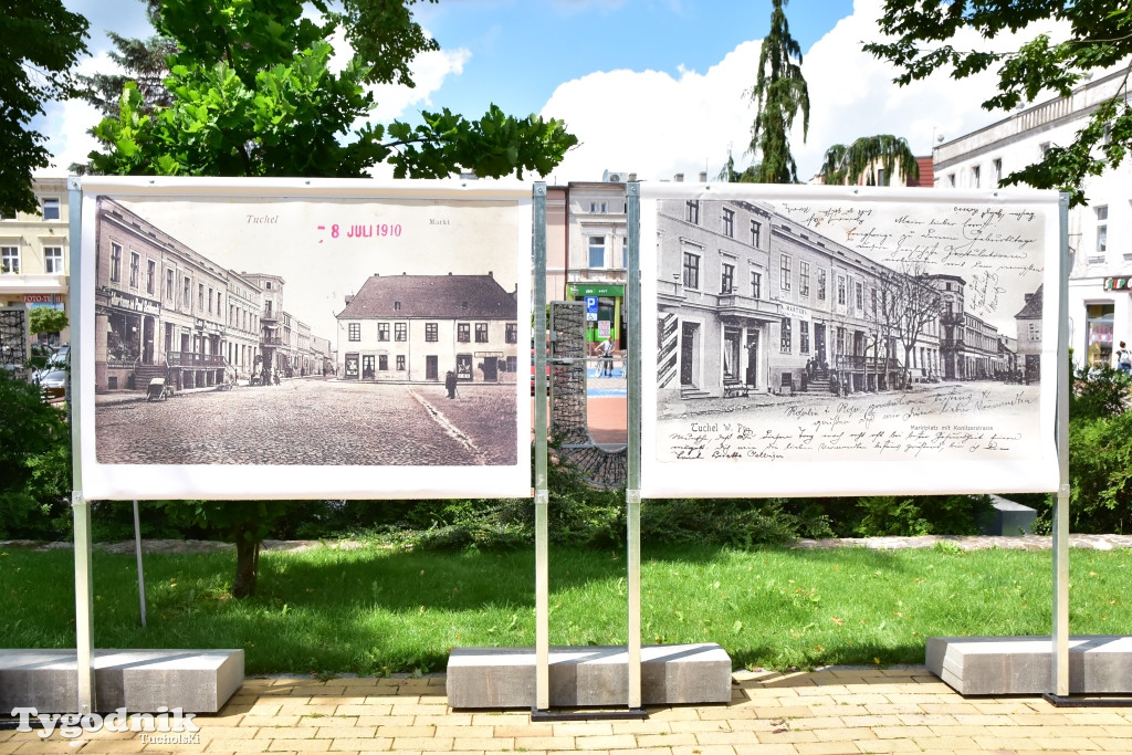 Ogromne pocztówki na tucholskim rynku