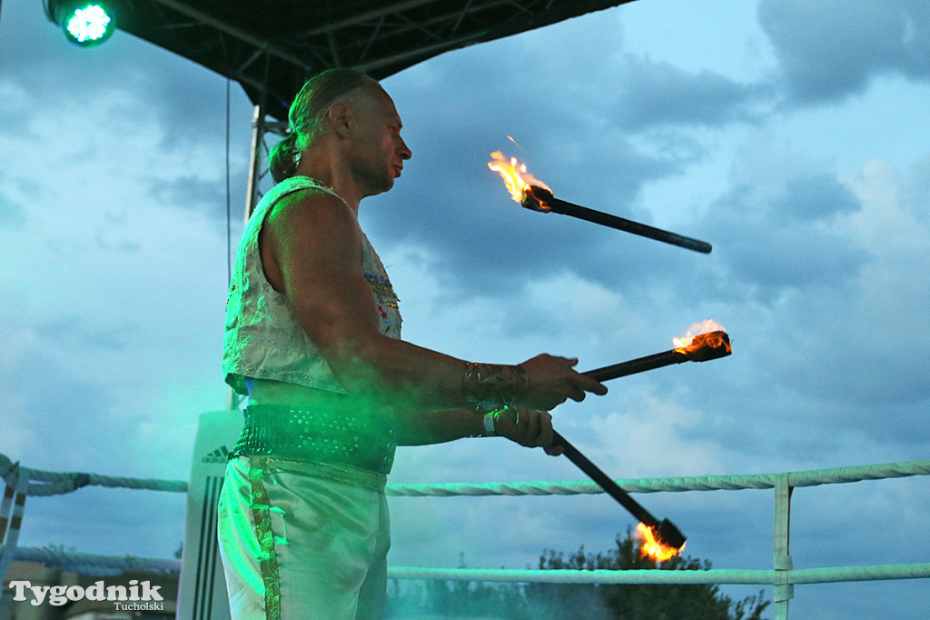 Gala boksu w Żalnie (28.08.2020). Restauracja w Borach