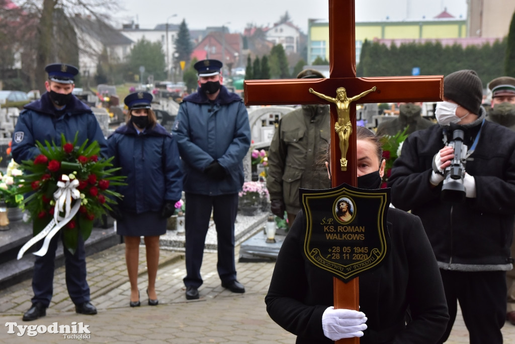 Pogrzeb księdza kanonika Romana Walkowska