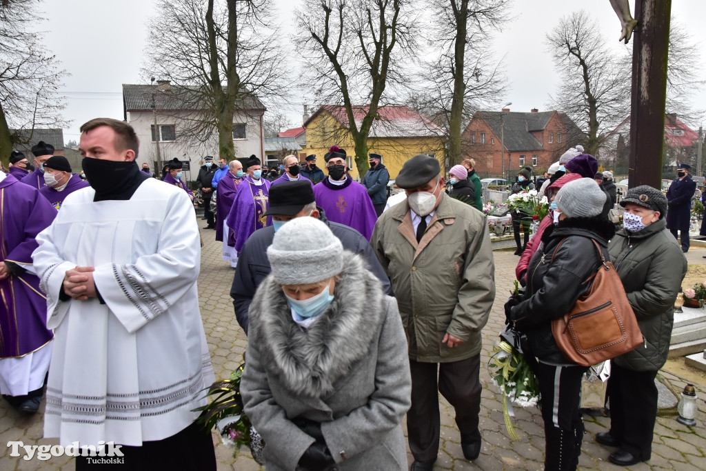 Pogrzeb księdza kanonika Romana Walkowska