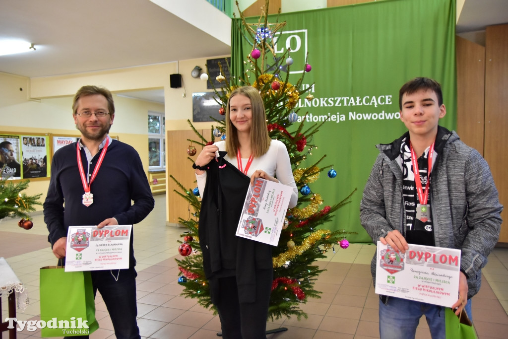 Nowodworek: Wirtualny Bieg Mikołajkowy