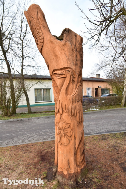 Rzeźba Andre wykonana piłą motorową