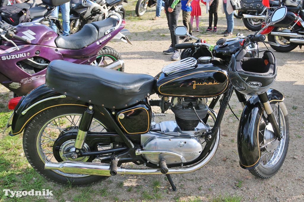Spotkanie motocyklistów przy OSiR-ze