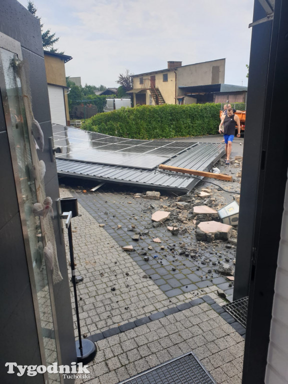 Burza zerwała dach na posesji w Cekcynie (28.07.2021)