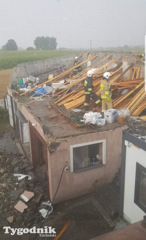 Burza zerwała dach na posesji w Cekcynie (28.07.2021)