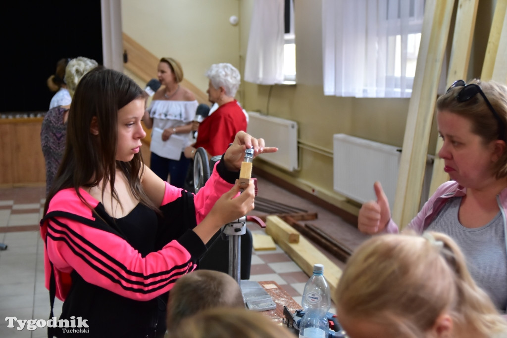 Kompozyt w Gostycynie: Tak powstawały ogromne instrumenty