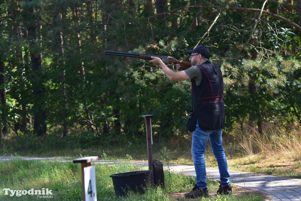 Piknik myśliwski: strzelali i promowali zbiórkę