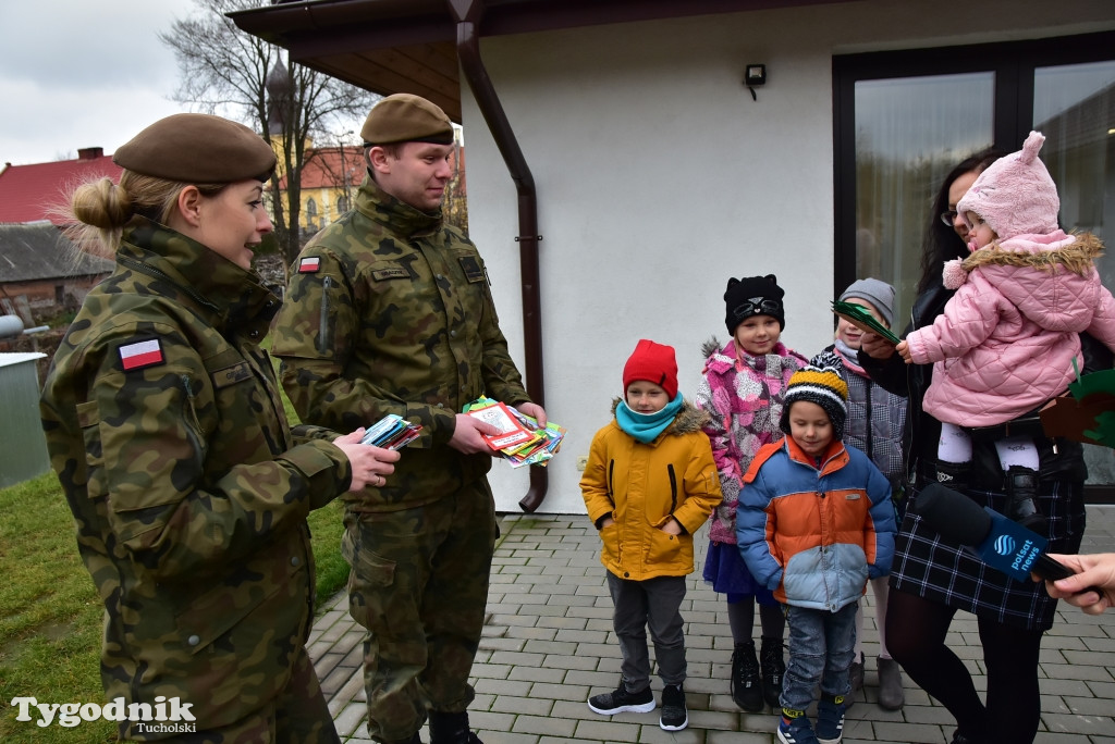 Kartki dla żołnierzy od dzieci z Gostycyna i Kęsowa