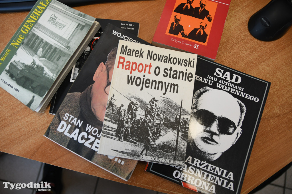 40 lat temu wprowadzono stan wojenny. Tak pisał Głos Pomorza
