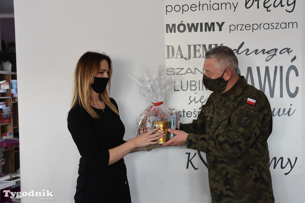 Tony prezentów od żołnierzy!