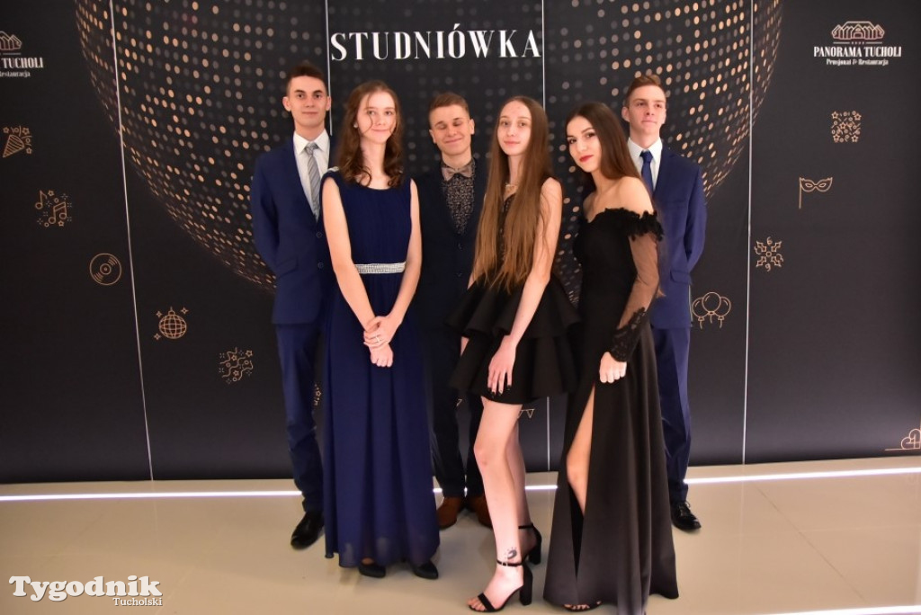 Studniówka LO - IMPREZA i ZDJĘCIA NA ŚCIANCE
