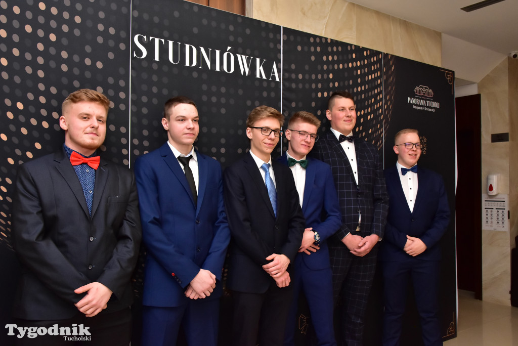 Studniówka ZSLiT - cz. II