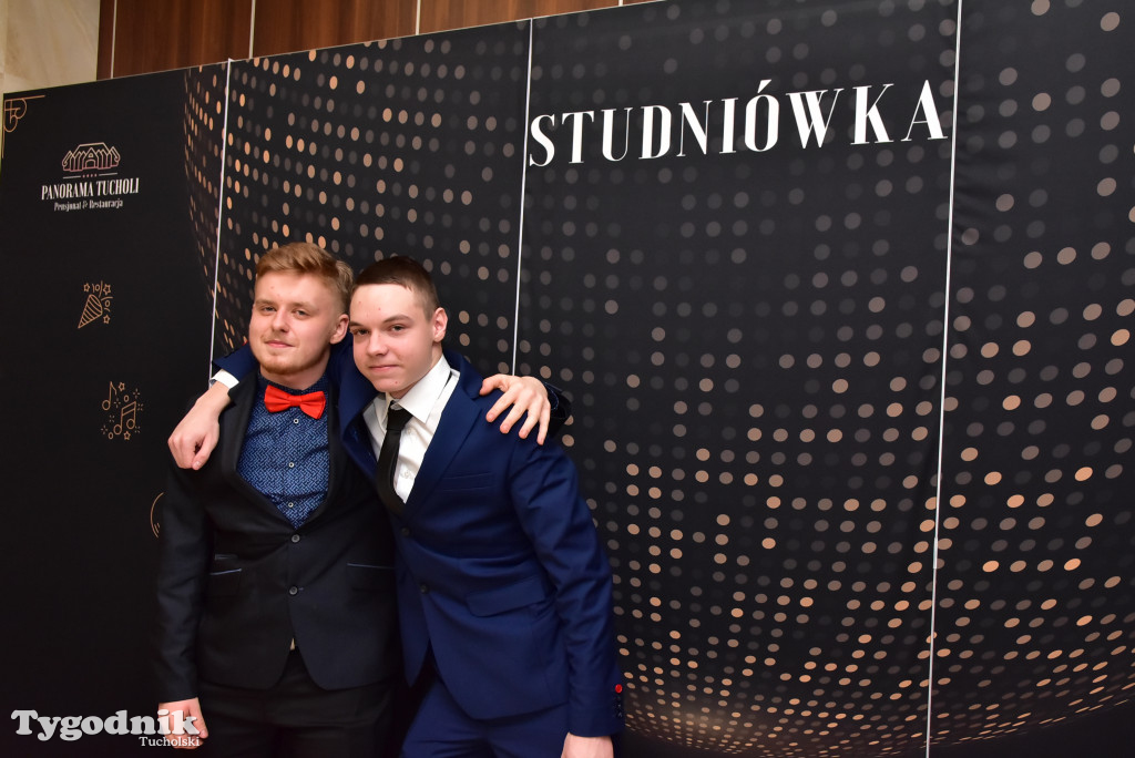 Studniówka ZSLiT - cz. II