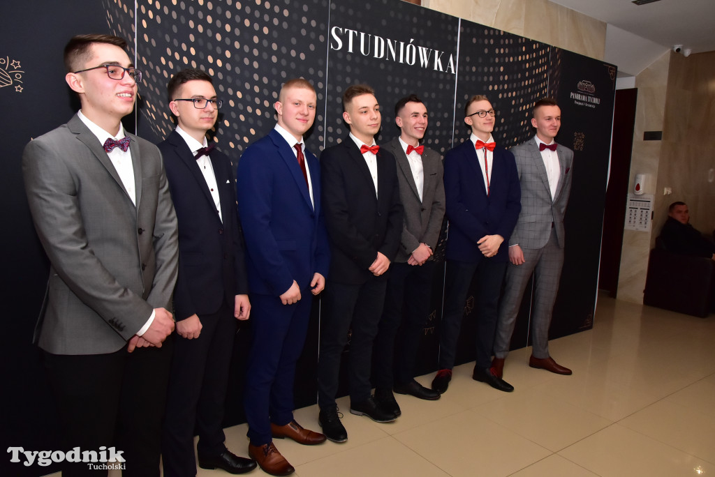 Studniówka ZSLiT - cz. II