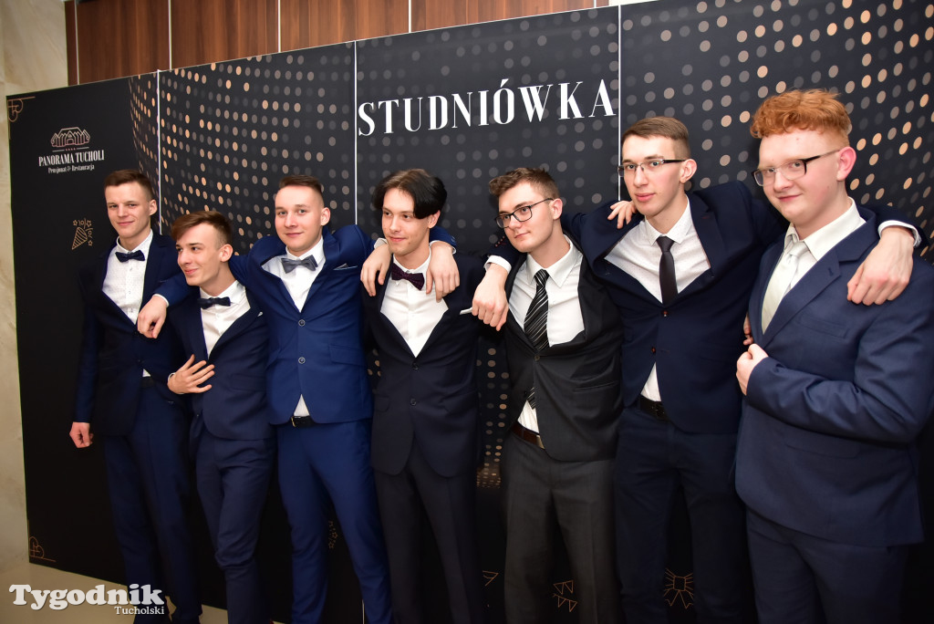 Studniówka ZSLiT - cz. II