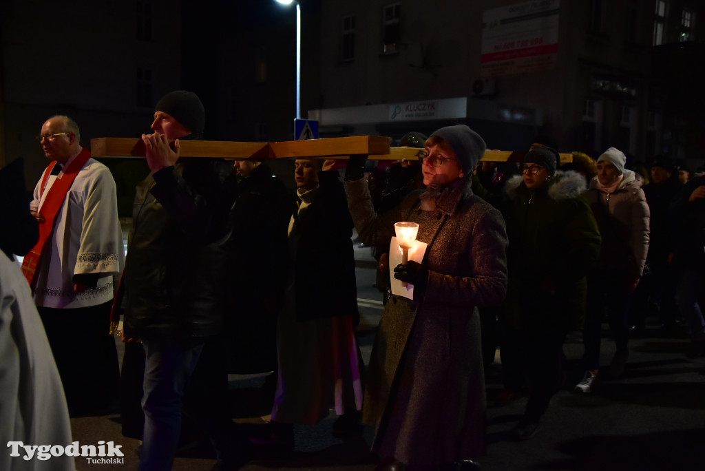 Droga Krzyżowa na ulicach Tucholi - 15.04.22
