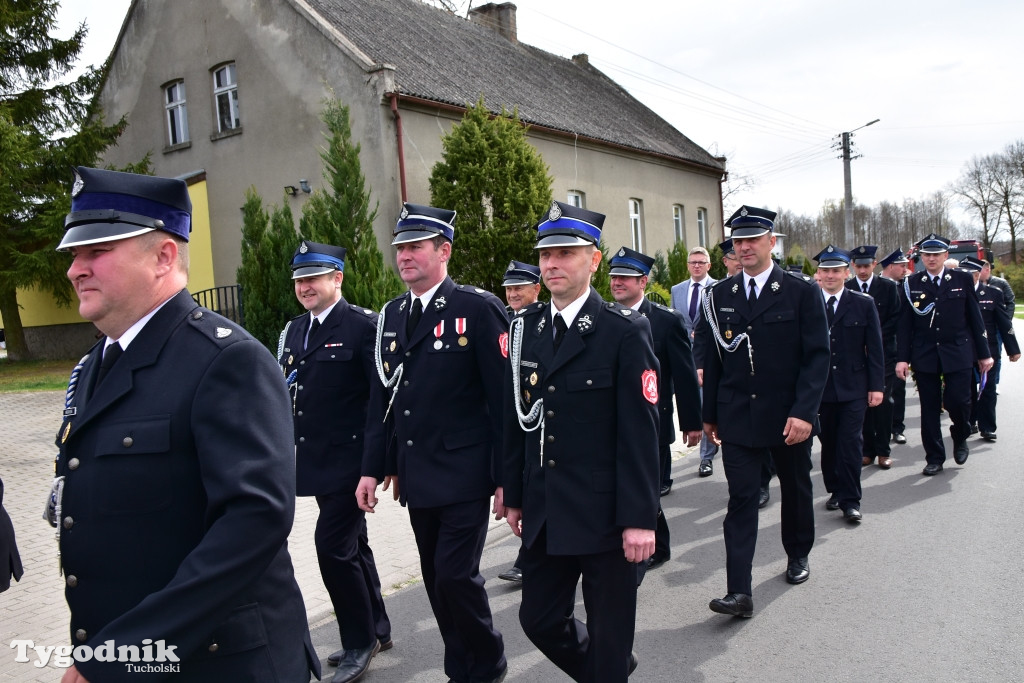 Drożdzienica świętuje i wita wóz dla OSP