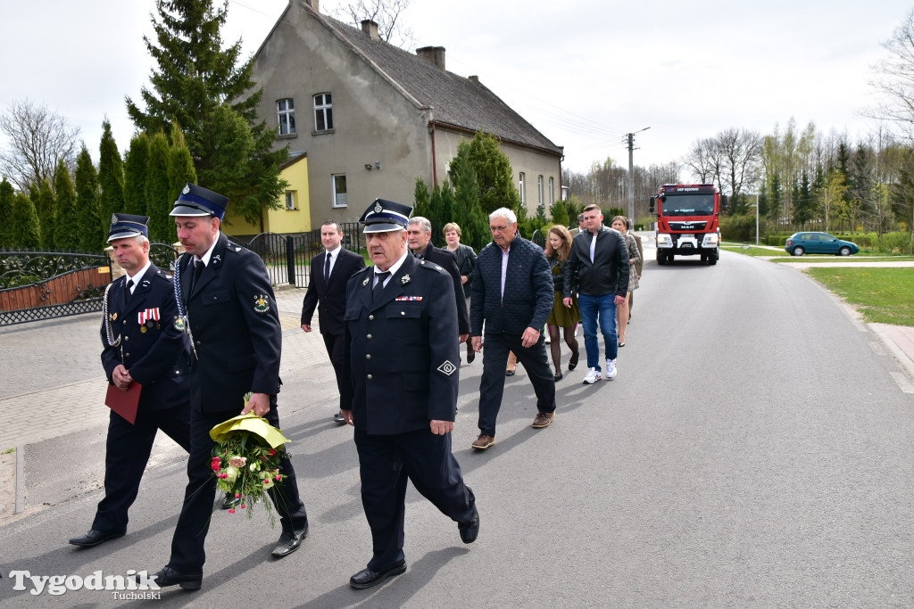 Drożdzienica świętuje i wita wóz dla OSP