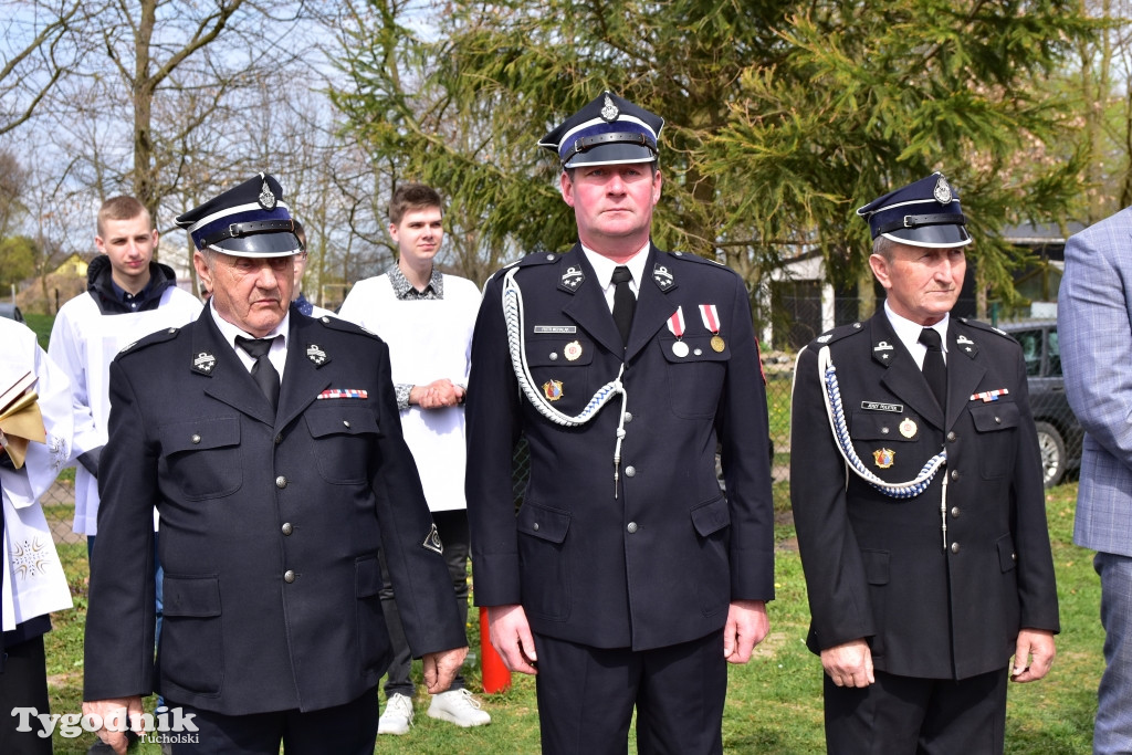 Drożdzienica świętuje i wita wóz dla OSP