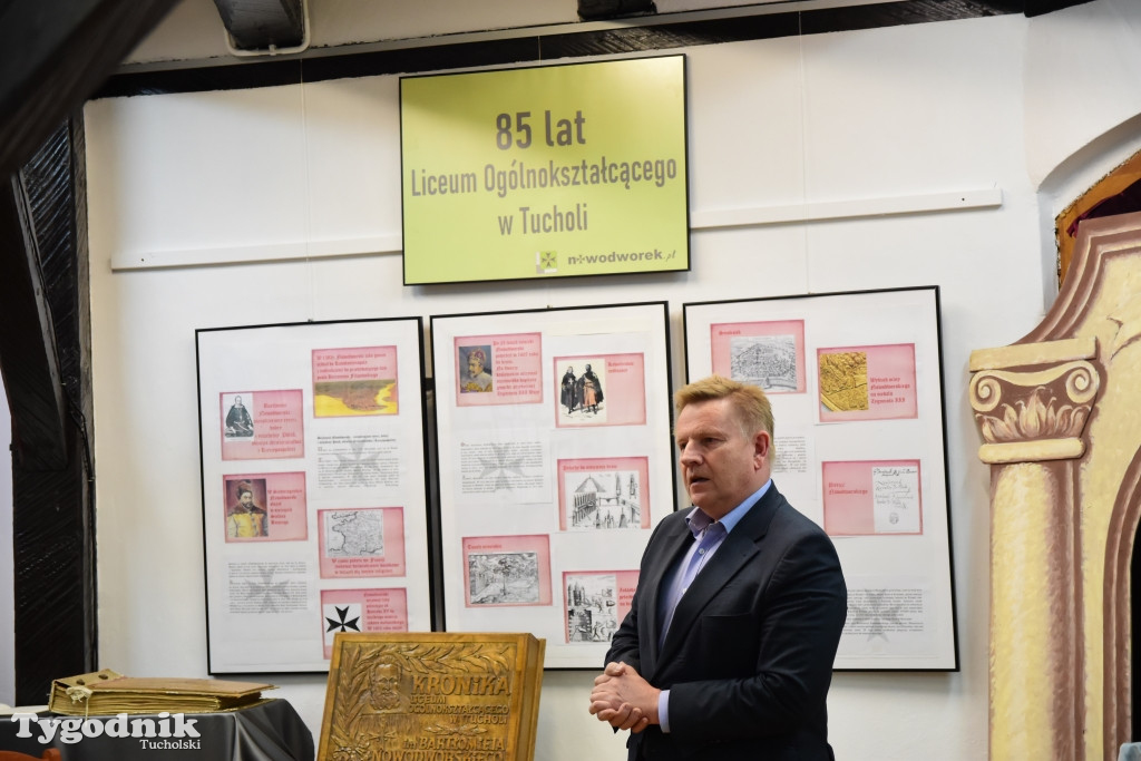 85 lat Nowodworka