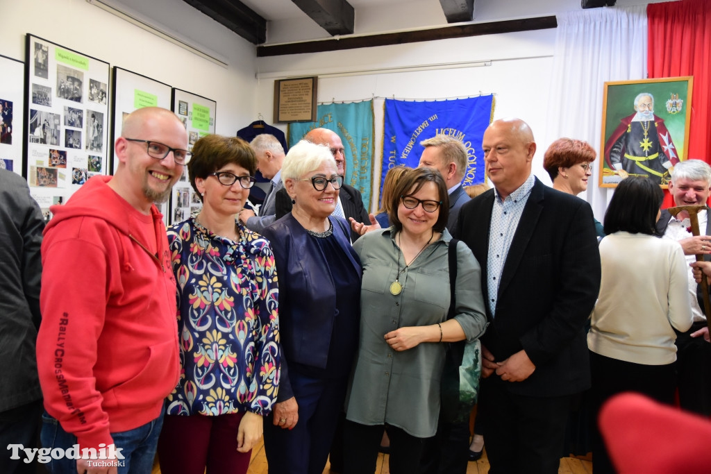 85 lat Nowodworka